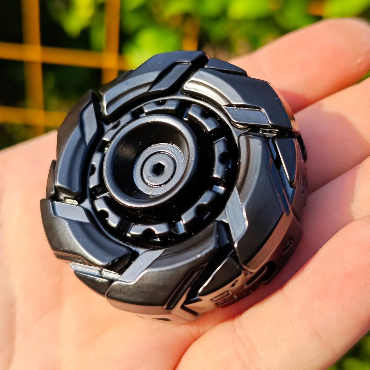Fidget Spinner Toy, 1 Count Metal Design Stress Relief Toy, Stress Reliever, Open Armor Spinning Top Fidget Toy, Hand Spinner Toy for Adults, Metallic Finger Spinner, Fidget for Anxiety, Fidget Item